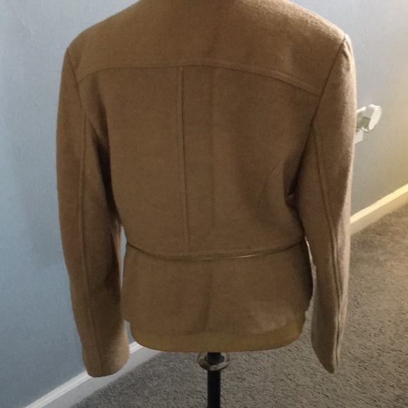 Reattachable Jacket - Picture 14 of 14